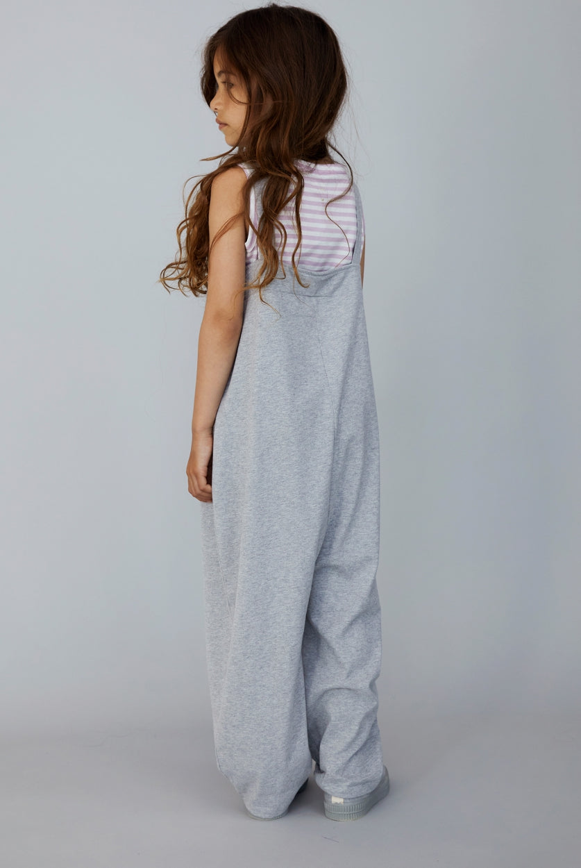 products/Gray-Label_Boxy-Playsuit_Look_Grey-Melange-2_e04bc828-94a2-4c7a-a641-028437eb846f.jpg