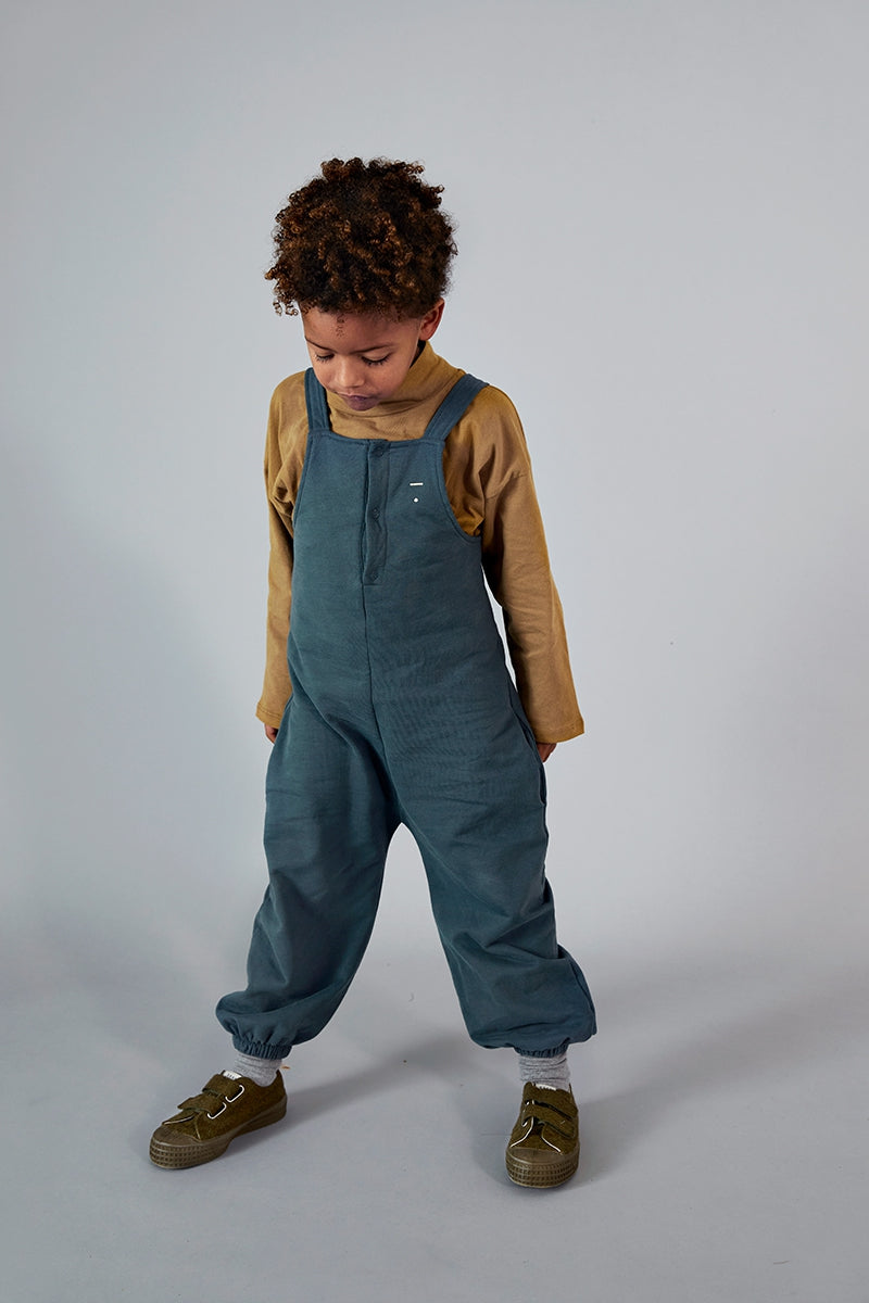 products/gray-label_dungaree-suit_blue-grey_front.jpg